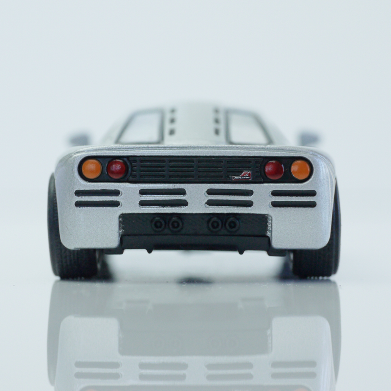 Illustration for article titled Kyosho British Sports Car collection 1/64 # 76 - Project Speeding Kiwi # 1 - 1998 McLaren F1